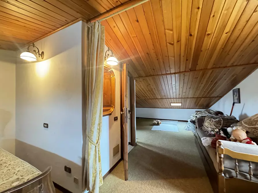 Immagine 61 di Casa indipendente in vendita  a Viareggio