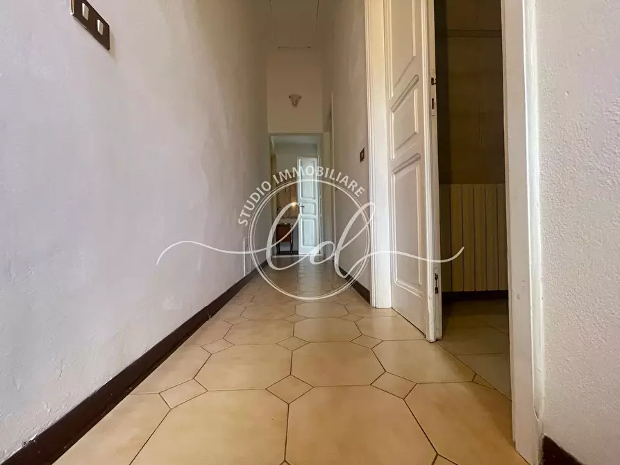 Immagine 30 di Porzione di casa in vendita  a Carrara