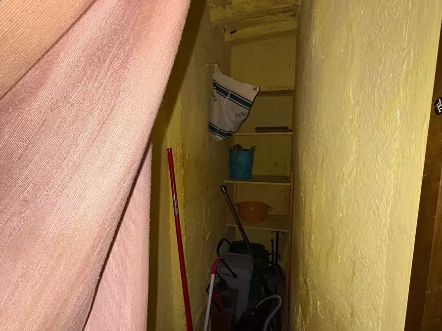 Immagine 24 di Appartamento in vendita  a Pietrasanta