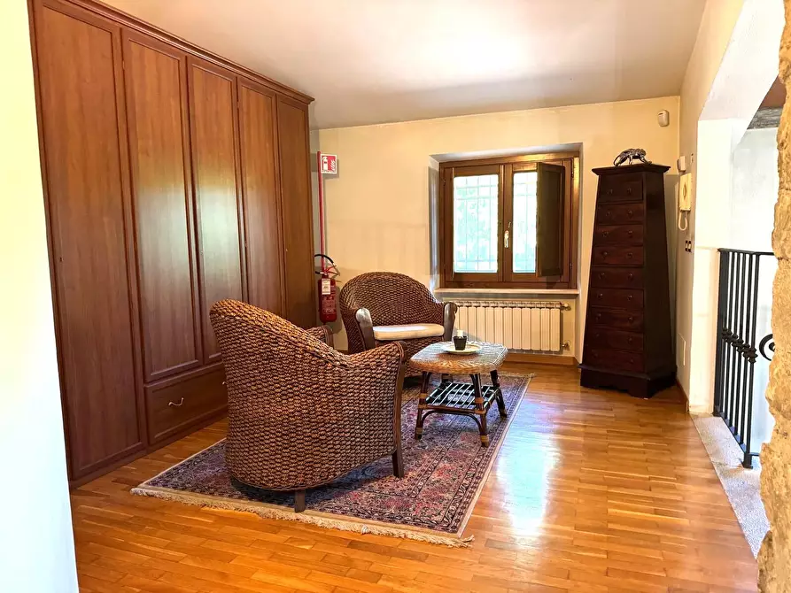 Immagine 17 di Casa indipendente in vendita  a Frosinone