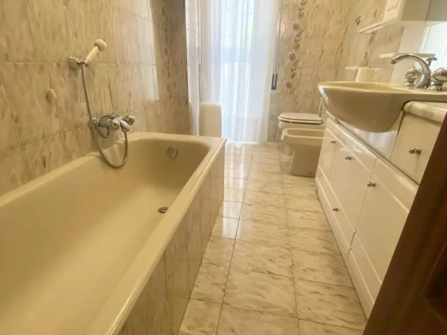 Immagine 13 di Quadrilocale in vendita  in Via Gorizia 40 a Alba Adriatica