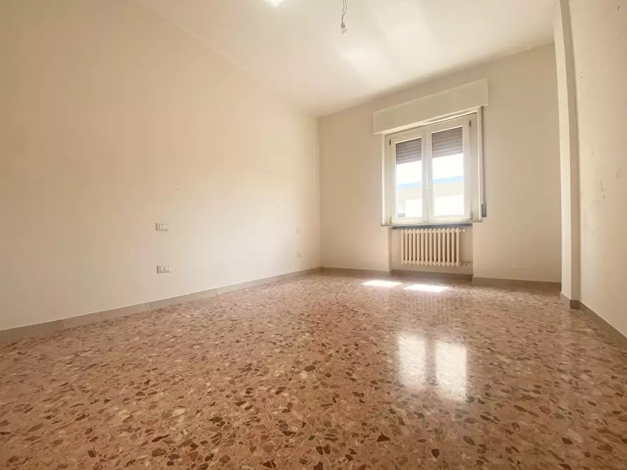 Immagine 3 di Quadrilocale in vendita  in Viale Gabriele D'Annunzio 6 a Montesilvano