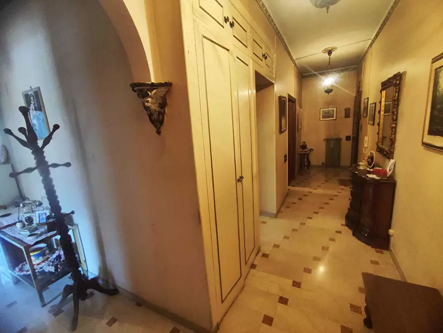 Immagine 24 di Trilocale in vendita  in Via Maremmana Inferiore 199 a Guidonia Montecelio