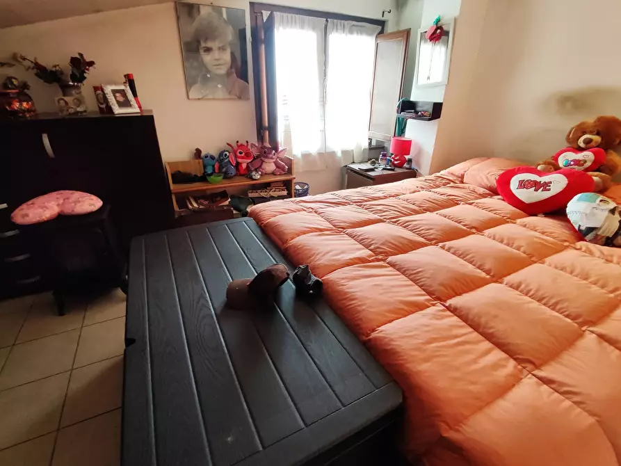 Immagine 8 di Trilocale in vendita  in Via Daniele Manin 3 a Guidonia Montecelio