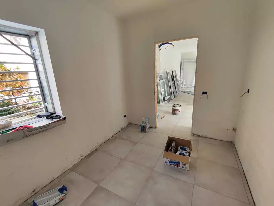 Immagine 39 di Villa in vendita  in via colleferro 64 a Guidonia Montecelio