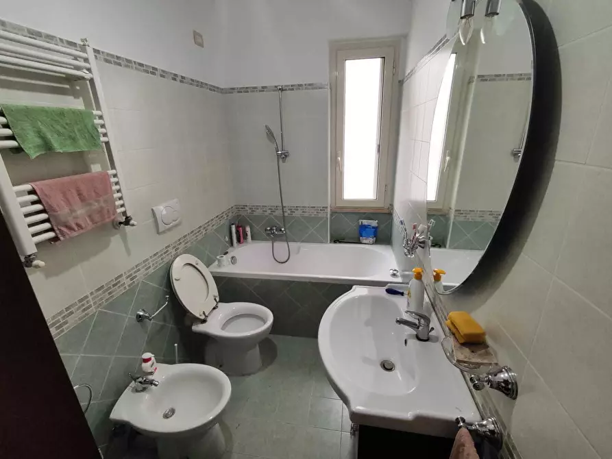 Immagine 23 di Trilocale in vendita  in VIA GUGLIELMO OBERDAN 19 a Guidonia Montecelio