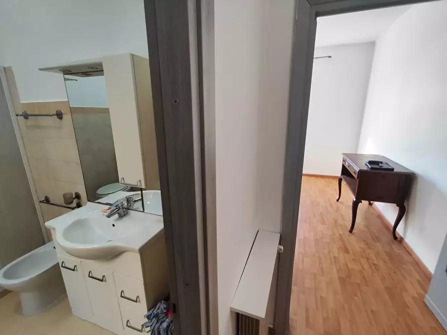 Immagine 22 di Bilocale in vendita  in Via Guido Baccelli 4 a Tivoli