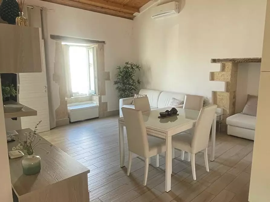 Immagine 1 di Appartamento in vendita  a Siracusa
