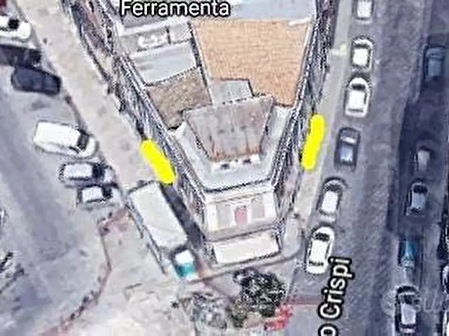 Immagine 7 di Locale commerciale in affitto  in Via Francesco Crispi a Siracusa