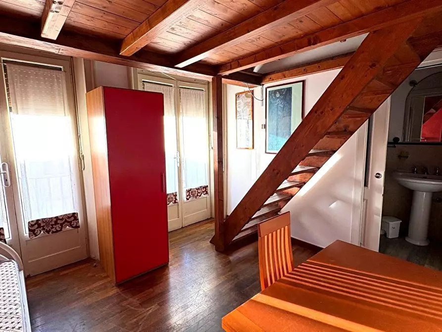 Immagine 20 di Appartamento in vendita  in CORSO GIACOMO MATTEOTTI 45 a Siracusa