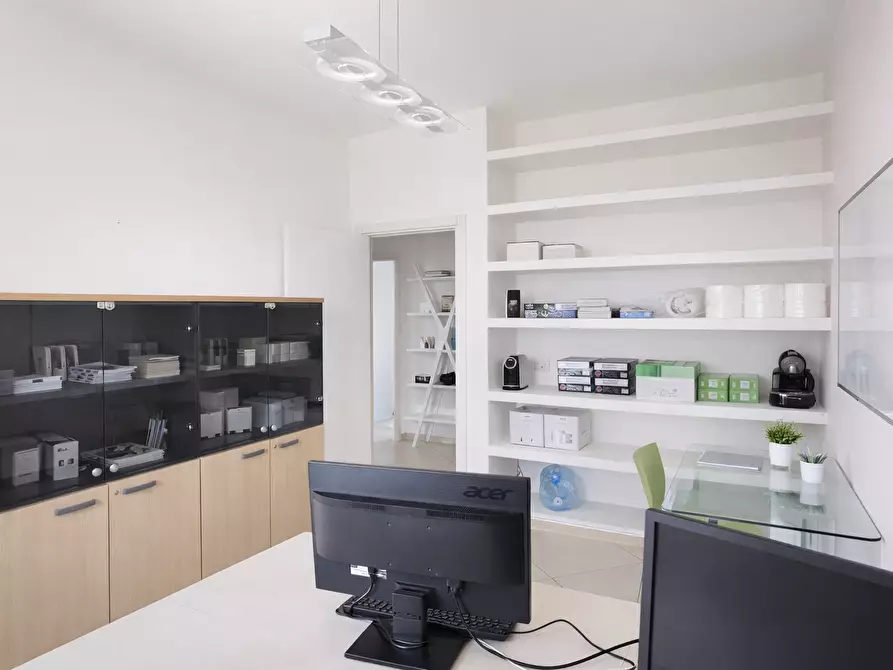 Immagine 11 di Quadrilocale in vendita  in Via Monsignor Salvatore Gozzo 5 a Siracusa