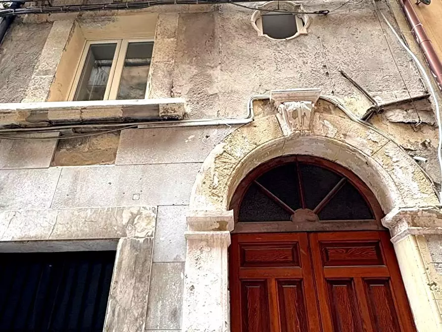 Immagine 1 di Appartamento in vendita  in VIA ADORNO 3 a Siracusa