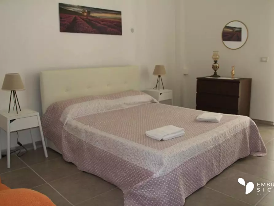 Immagine 10 di Appartamento in vendita  a Noto