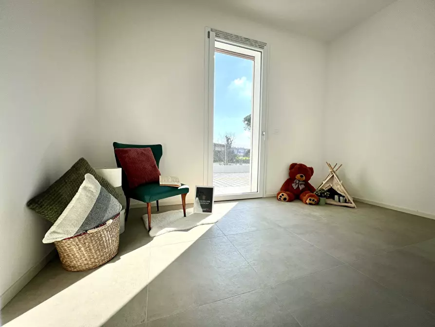 Immagine 36 di Trilocale in vendita  in via dei tulippani a Cervia