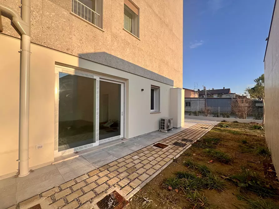 Immagine 46 di Trilocale in vendita  in via dei tulippani a Cervia