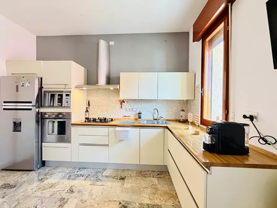 Immagine 6 di Porzione di casa in vendita  in Via Pastrengo 202 a Cesena