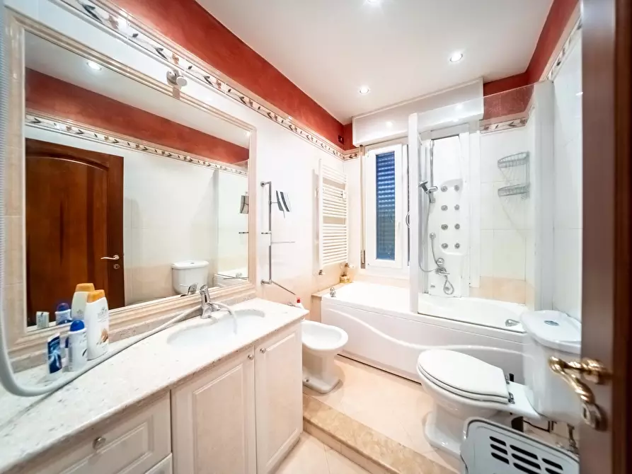 Immagine 13 di Trilocale in vendita  in Via Augusto Migliavacca 6 a Parma