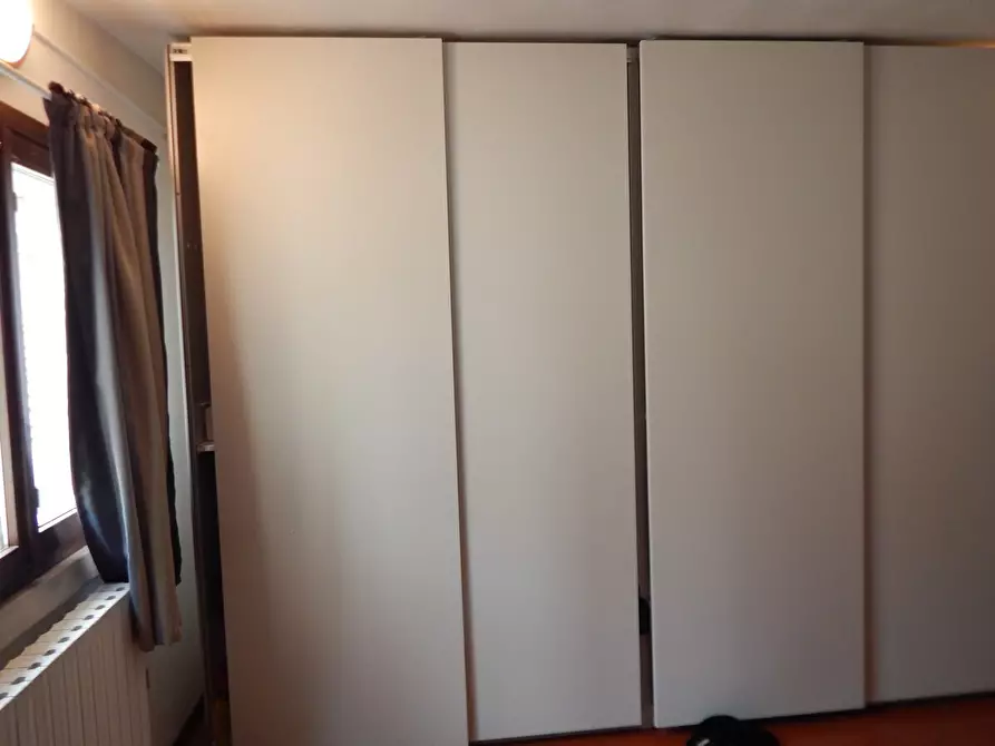 Immagine 16 di Bilocale in affitto  in Via Gramsci 5 a Parma