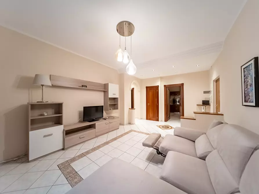 Immagine 2 di Trilocale in vendita  in Via Augusto Migliavacca 6 a Parma