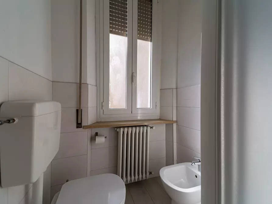 Immagine 14 di Pentalocale in vendita  in Viale Osacca 4 a Parma