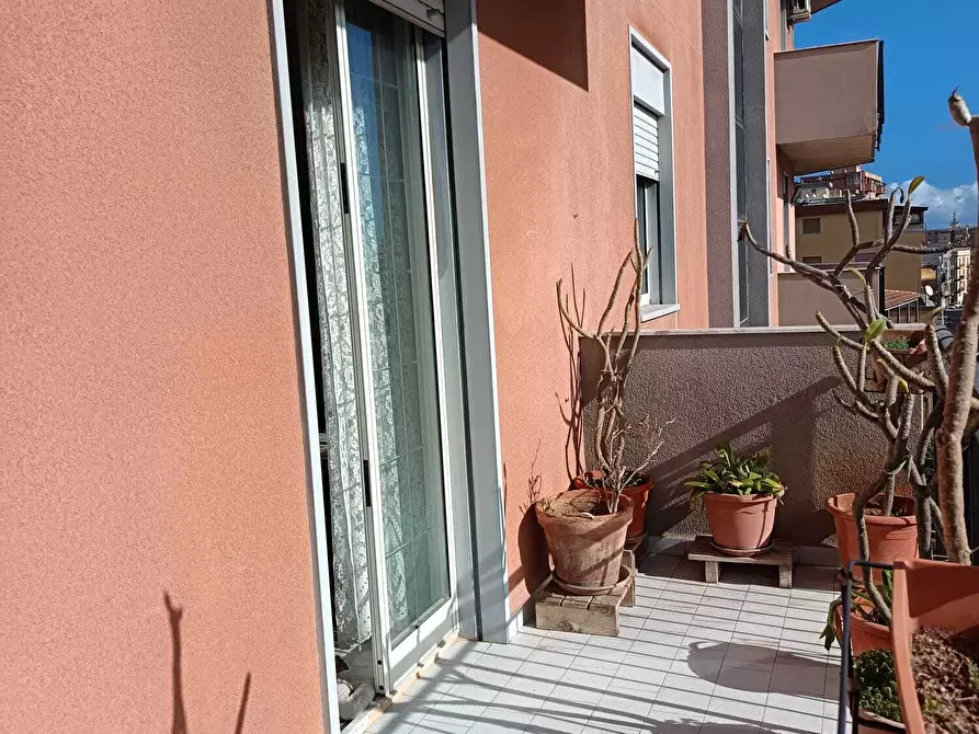 Immagine 25 di Pentalocale in vendita  a Palermo