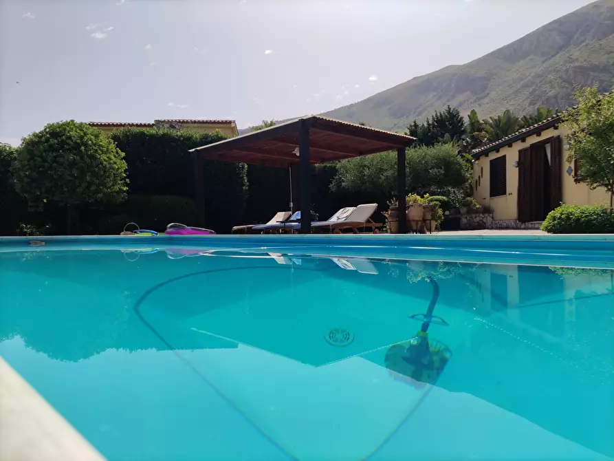 Immagine 51 di Villa in vendita  a Castellammare Del Golfo