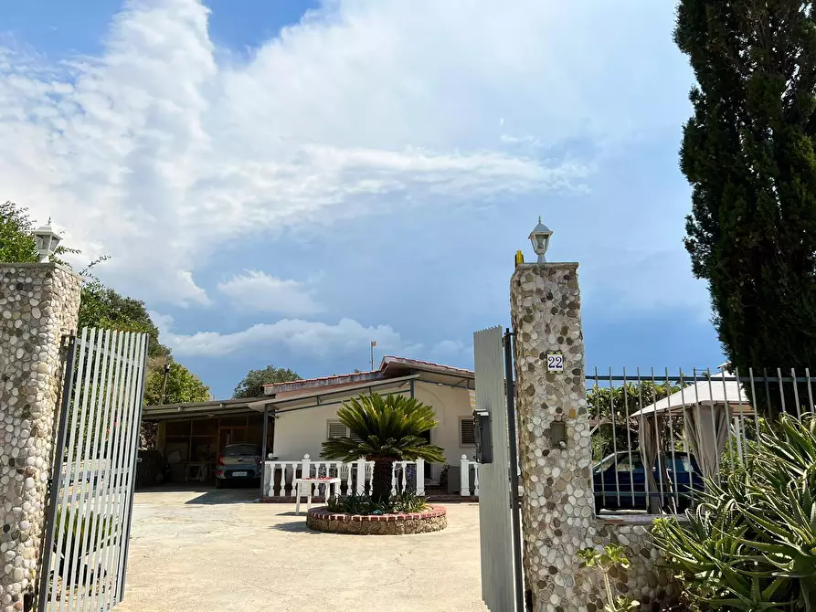 Immagine 3 di Casa indipendente in vendita  a Balestrate