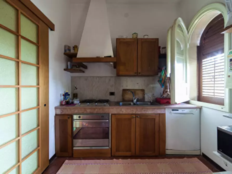 Immagine 37 di Villa in vendita  a Valderice