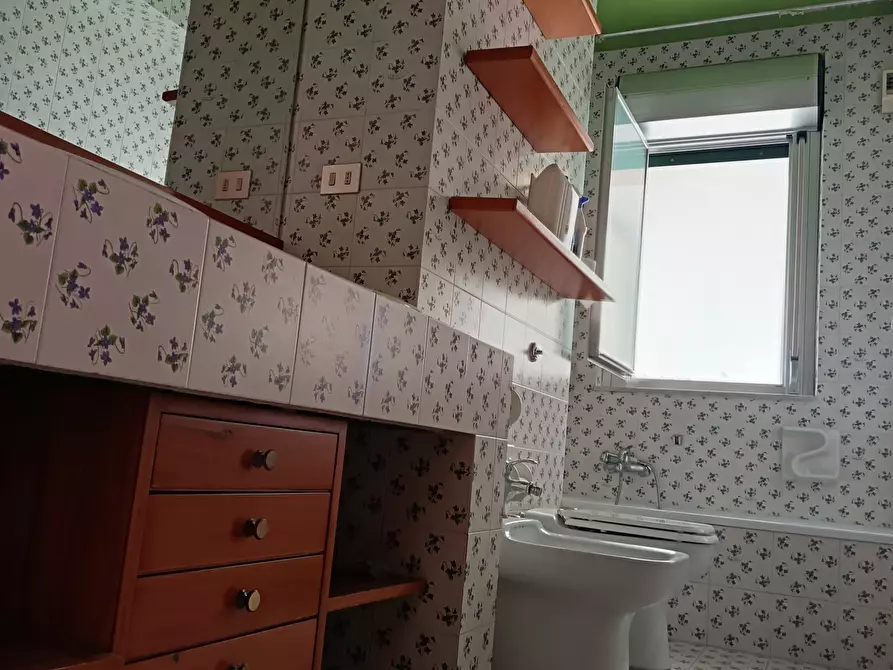 Immagine 6 di Pentalocale in vendita  a Palermo