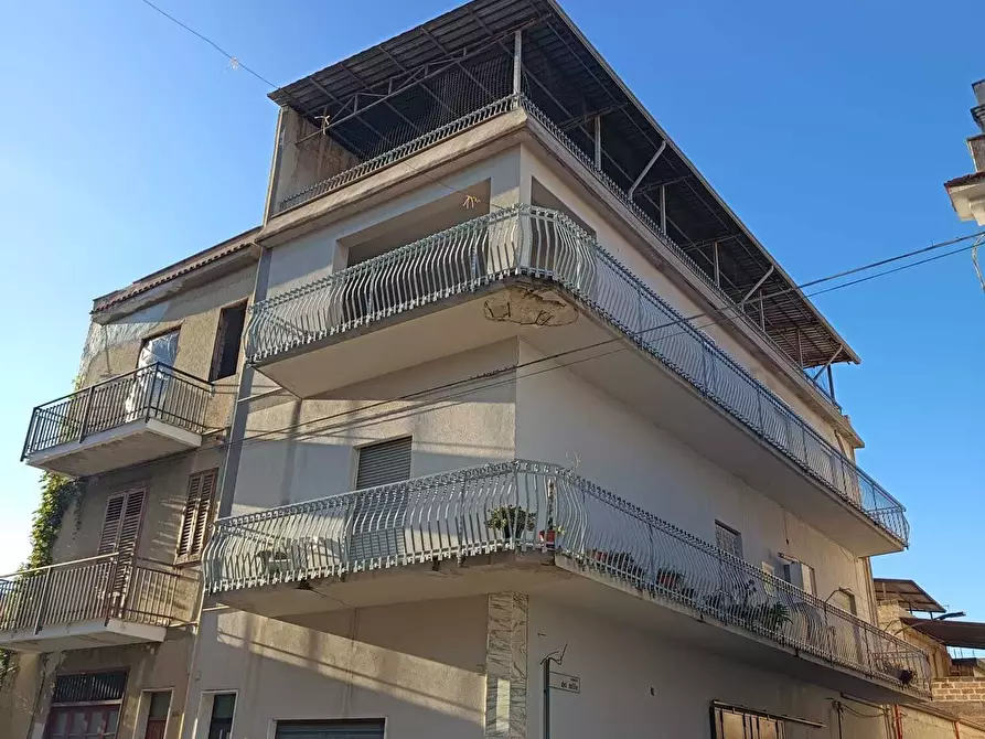 Immagine 1 di Casa indipendente in vendita  a Partinico