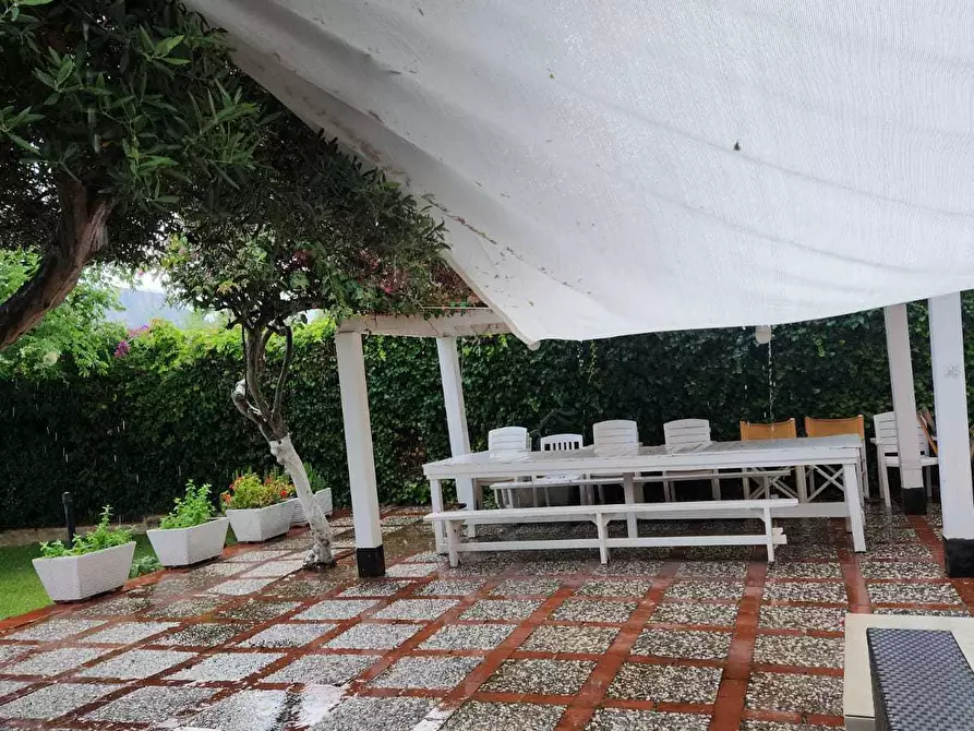Immagine 19 di Villa in vendita  a Partinico