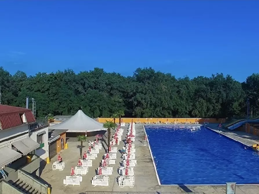 Immagine 19 di Attività commerciale in vendita  in Via del Laghetto 6 a Limbiate