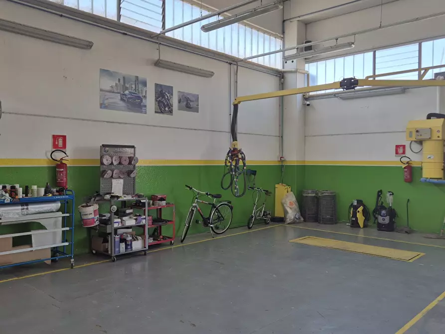 Immagine 12 di Capannone industriale in vendita  in Viale Toscana a Lodi Vecchio