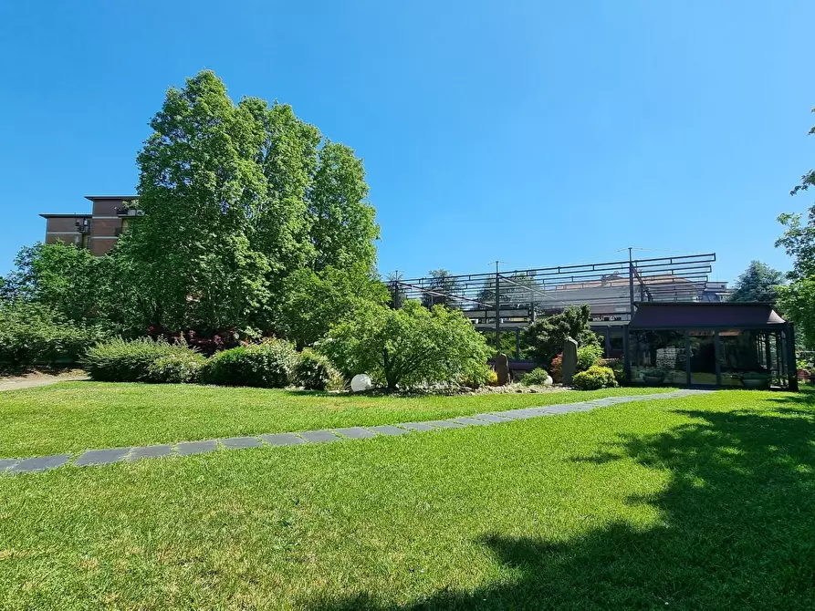 Immagine 15 di Locale commerciale in vendita  in Via Carlo Oreglio 7 a Melzo