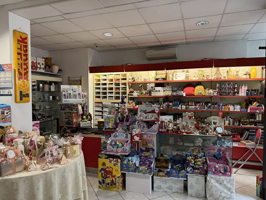 Immagine 9 di Tabaccheria in vendita  in via geroldi 1 a Bagnolo Cremasco