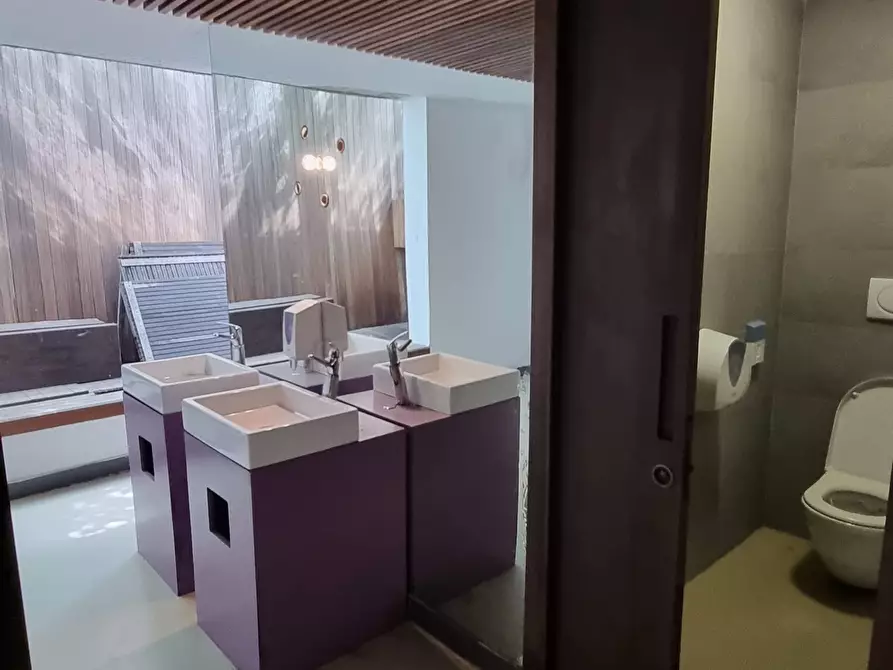 Immagine 7 di Attività commerciale in vendita  in Via Carlo Oreglio 7 a Melzo