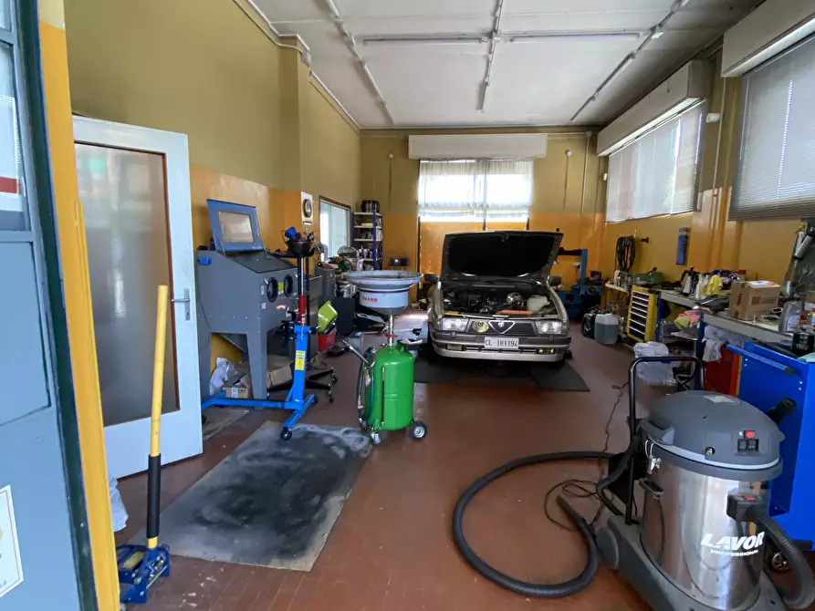 Immagine 9 di Capannone industriale in affitto  in Via Selvagreca 17 a Lodi