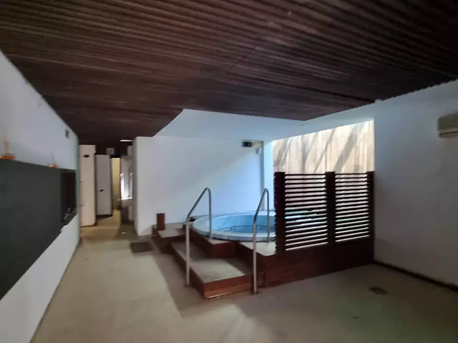 Immagine 9 di Attività commerciale in vendita  in Via Carlo Oreglio 7 a Melzo