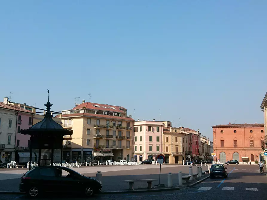 Immagine 4 di Villa in vendita  in Via Guglielmo Marconi 32 a Casalmaggiore