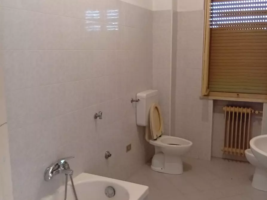 Immagine 8 di Quadrilocale in vendita  in VIA BIXIO 69 a Casalmaggiore