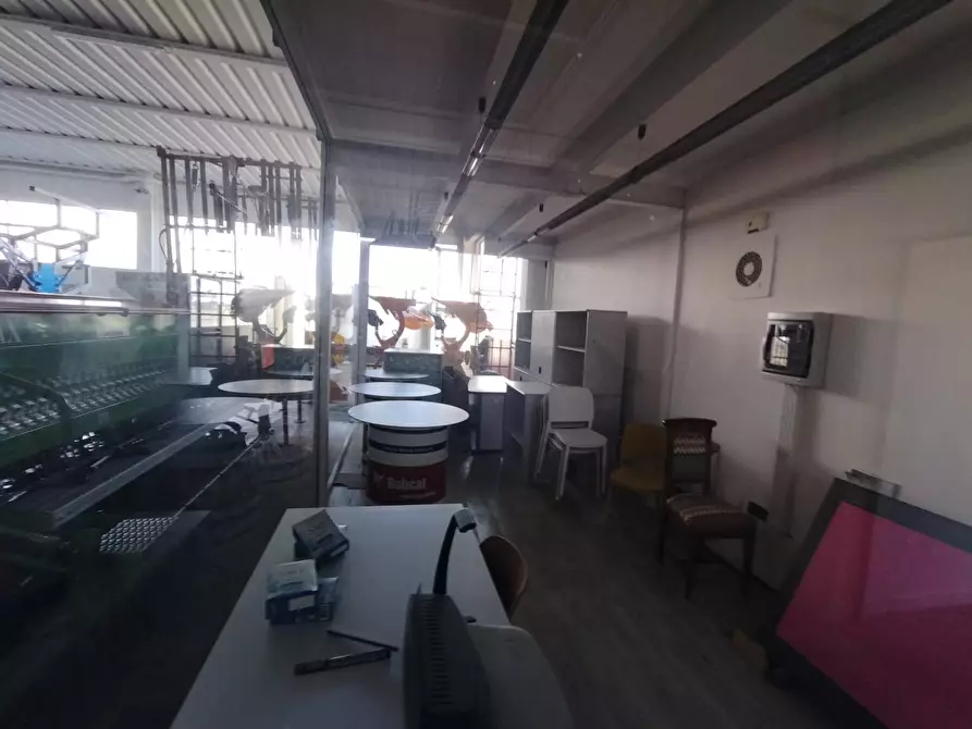 Immagine 14 di Attività artigianale in vendita  in Via Casellati 8 a San Giovanni In Croce