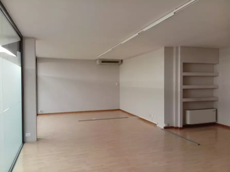 Immagine 4 di Ufficio in vendita  in VIA FAVAGROSSA 14 a Casalmaggiore