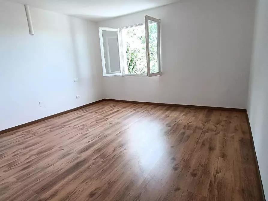 Immagine 14 di Rustico / casale in vendita  a Polesella