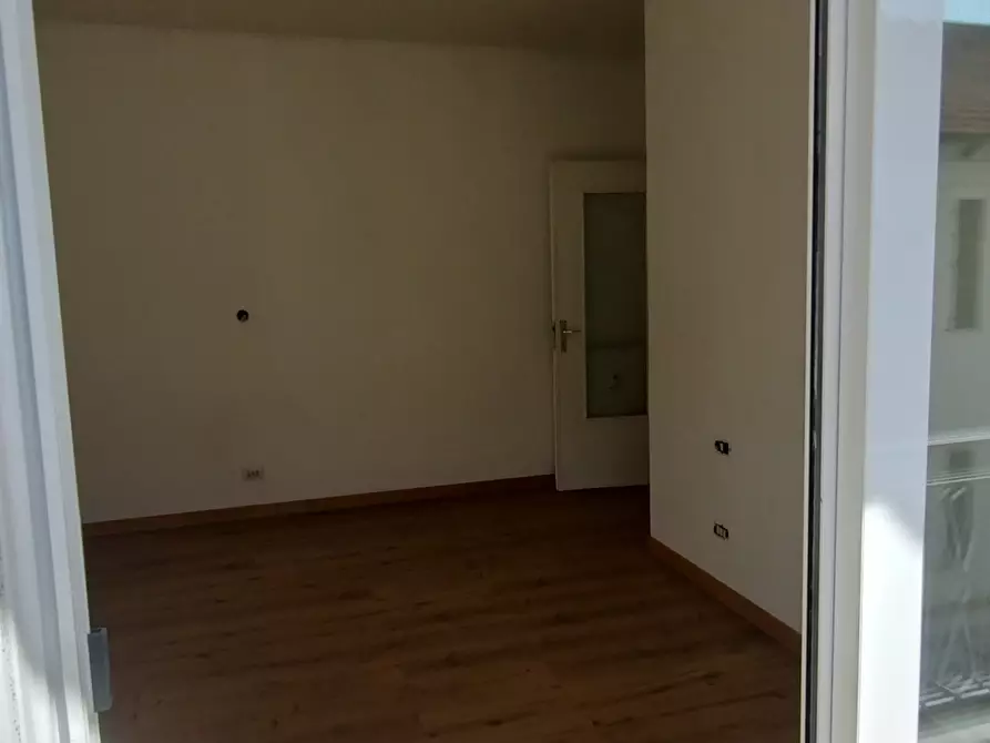 Immagine 6 di Bilocale in vendita  a San Remo