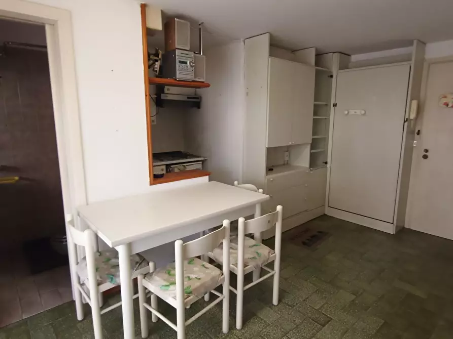 Immagine 9 di Monolocale in vendita  a San Remo