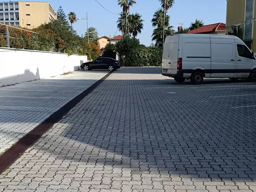 Immagine 14 di Monolocale in vendita  a San Remo