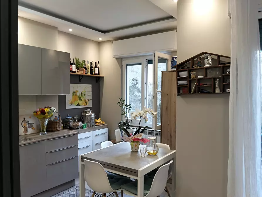 Immagine 4 di Appartamento in vendita  a San Remo