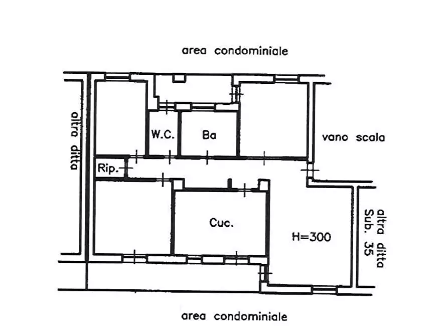 Immagine 31 di Pentalocale in vendita  in VIA OZANAM a Siracusa