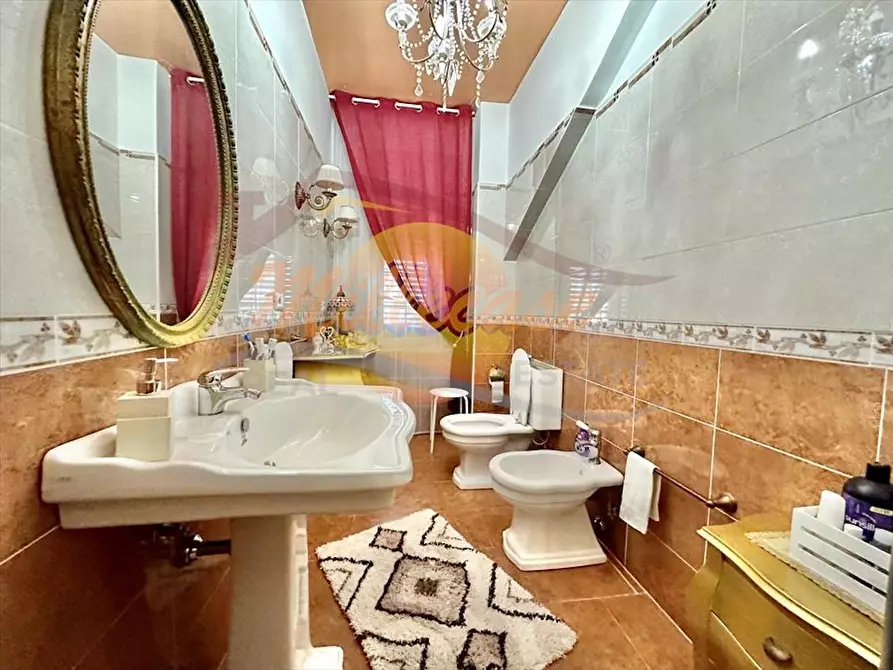 Immagine 27 di Pentalocale in vendita  in VIALE TICA a Siracusa