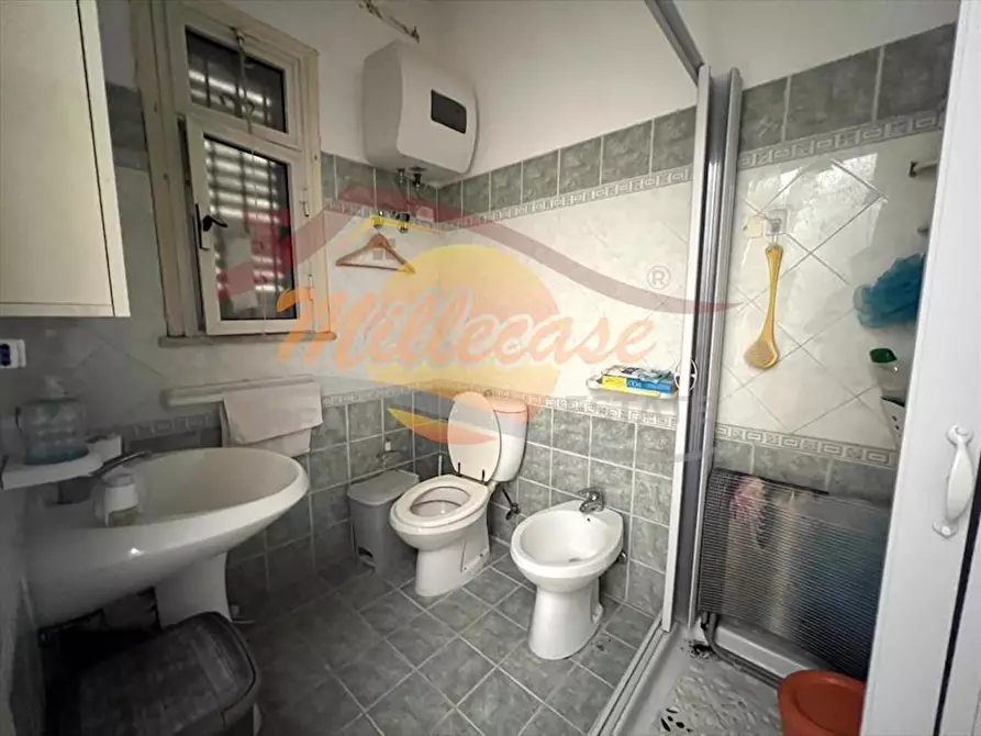 Immagine 21 di Pentalocale in vendita  in VIA ISONZO a Siracusa